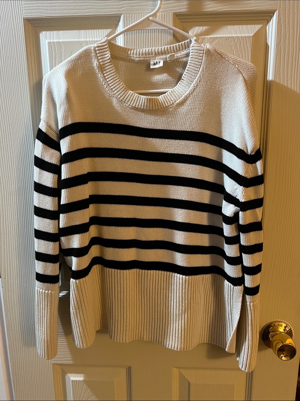 GAP Black and Cream Striped Crewneck Sweater